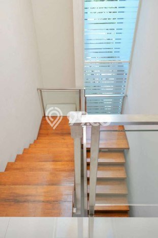 Jual Rumah Luas Megah Dengan View Eksklusif di Dago, Bandung Jual Rumah Luas Megah Dengan View Eksklusif di Dago, Bandung
