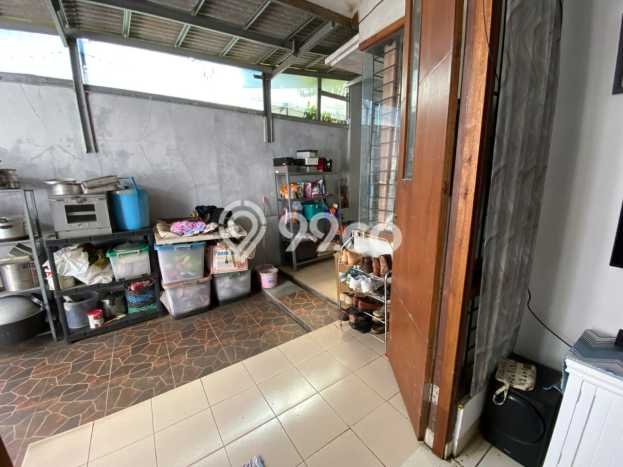 Hunian Cantik Minimalis Lb 120m2 di Ciputat, Tangerang Selatan Hunian Cantik Minimalis Lb 120m2 di Ciputat, Tangerang Selatan