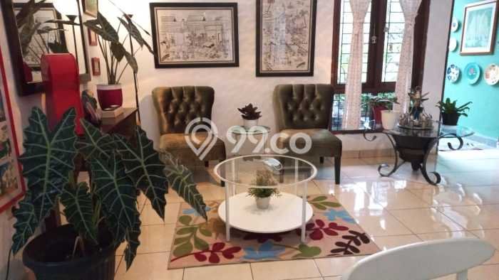Hunian Cantik Minimalis Lb 120m2 di Ciputat, Tangerang Selatan Hunian Cantik Minimalis Lb 120m2 di Ciputat, Tangerang Selatan