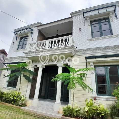 Rumah Elit Modern Tanpa Renovasi di Cireundeu Tangerang Rumah Elit Modern Tanpa Renovasi di Cireundeu Tangerang
