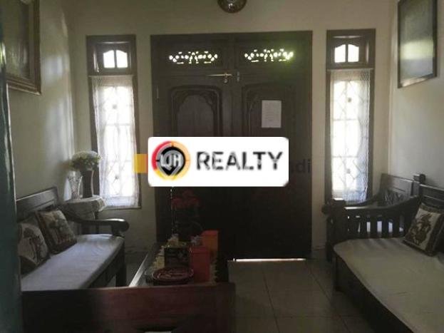 Siap Huni Hunian Elit 4 Kamar di Banyumanik Dekat ke Mana Pun Siap Huni Hunian Elit 4 Kamar di Banyumanik Dekat ke Mana Pun