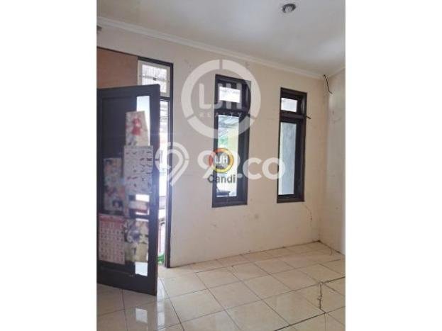 Dijual Cepat Rumah Bagus Siap Huni LB 70m2 di Ngaliyan, Semarang Dijual Cepat Rumah Bagus Siap Huni LB 70m2 di Ngaliyan, Semarang