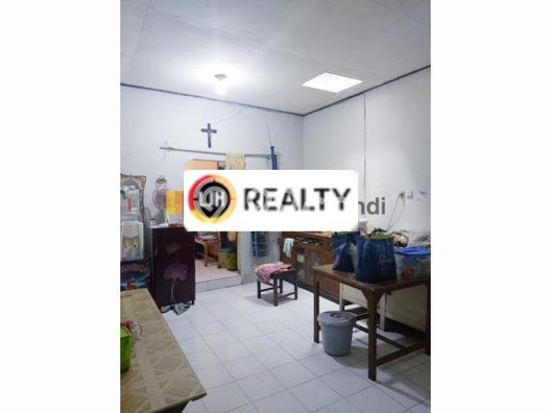 Dijual Rumah 4 Kamar Lokasi Ideal Bagus dan Strategis di Semarang Barat Dijual Rumah 4 Kamar Lokasi Ideal Bagus dan Strategis di Semarang Barat