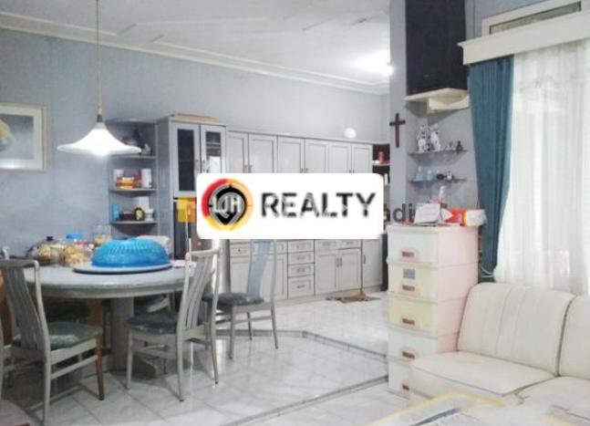 Hunian Cantik Modern Lb 135m2 di Pedurungan, Semarang Hunian Cantik Modern Lb 135m2 di Pedurungan, Semarang