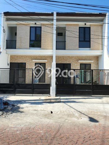 Jual Rumah Favorit Siap Huni LB 120m2 di Rungkut, Surabaya Jual Rumah Favorit Siap Huni LB 120m2 di Rungkut, Surabaya