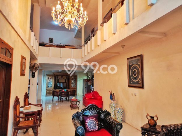Dijual Rumah Premium dengan Fasilitas Sekitar Lengkap di Rungkut, Surabaya Dijual Rumah Premium dengan Fasilitas Sekitar Lengkap di Rungkut, Surabaya