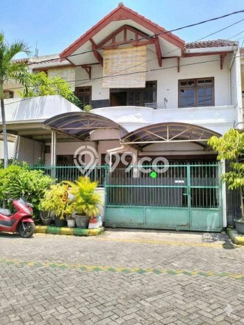 Dijual Cepat Rumah Bagus Siap Huni LB 200m2 di Gubeng, Surabaya Dijual Cepat Rumah Bagus Siap Huni LB 200m2 di Gubeng, Surabaya