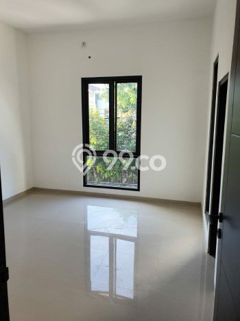 Rumah Strategis Minimalis Lb 120m2 di Rungkut, Surabaya Rumah Strategis Minimalis Lb 120m2 di Rungkut, Surabaya