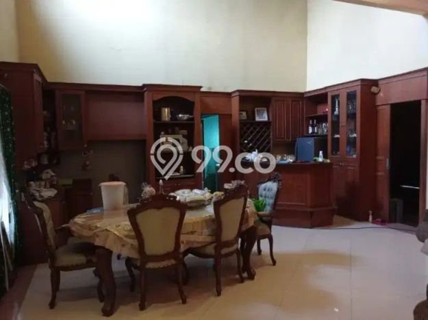 Rumah Elit LB 700m2 Siap Pakai Desain Elegan di Jatikarya, Bekasi Rumah Elit LB 700m2 Siap Pakai Desain Elegan di Jatikarya, Bekasi