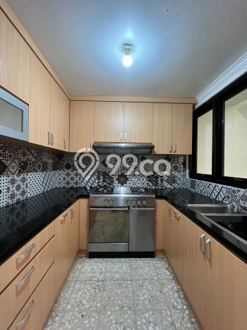 Hunian Elit LB 180m2 Siap Huni Desain Elegan di Pondok Indah, Jakarta Selatan Hunian Elit LB 180m2 Siap Huni Desain Elegan di Pondok Indah, Jakarta Selatan