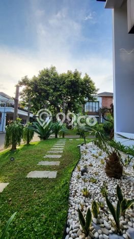 Ready to Use! Luxury House LT 233m2 Desain Elegan di Bintaro Ready to Use! Luxury House LT 233m2 Desain Elegan di Bintaro