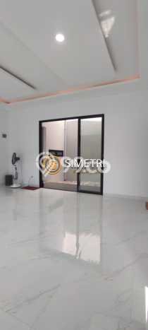 Rumah Strategis Sektor 9-Bintaro, Tangerang Selatan, LT 120m² LB 150m² Rumah Strategis Sektor 9-Bintaro, Tangerang Selatan, LT 120m² LB 150m²