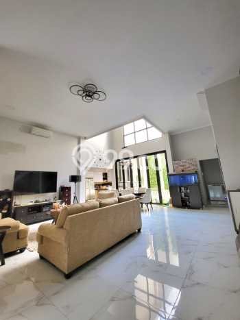 Dijual Rumah Mewah Elegan Dengan View Eksklusif di Sektor 7-Bintaro, Tangerang Selatan Dijual Rumah Mewah Elegan Dengan View Eksklusif di Sektor 7-Bintaro, Tangerang Selatan