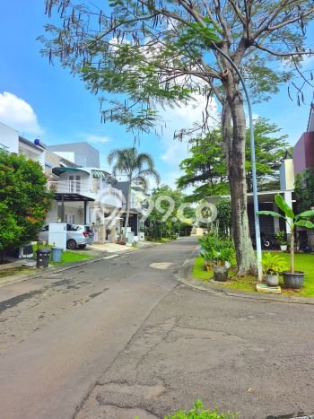 Jual Rumah Mewah Megah Dengan View Eksklusif di Sektor 9-Bintaro, Tangerang Selatan Jual Rumah Mewah Megah Dengan View Eksklusif di Sektor 9-Bintaro, Tangerang Selatan