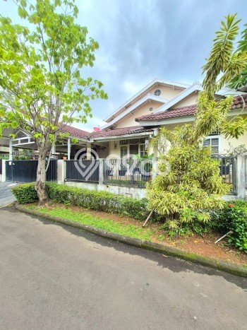 Rumah Luxury Modern Tanpa Renovasi di Bintaro Tangerang Selatan Rumah Luxury Modern Tanpa Renovasi di Bintaro Tangerang Selatan