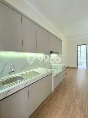 Jarang Ada! Rumah Kontrakan 4 Kamar Nyaman Siap Huni Sektor 9-Bintaro Jarang Ada! Rumah Kontrakan 4 Kamar Nyaman Siap Huni Sektor 9-Bintaro