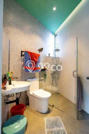 Hunian Elit LB 350m2 Siap Pakai Desain Elegan di Bintaro, Tangerang Selatan Hunian Elit LB 350m2 Siap Pakai Desain Elegan di Bintaro, Tangerang Selatan