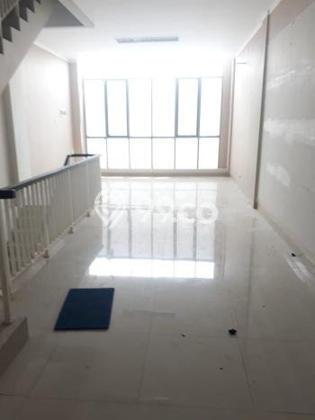 Unit Ruko Dijual di Tangerang Selatan LT 54m2 & LB 160m2 Unit Ruko Dijual di Tangerang Selatan LT 54m2 & LB 160m2