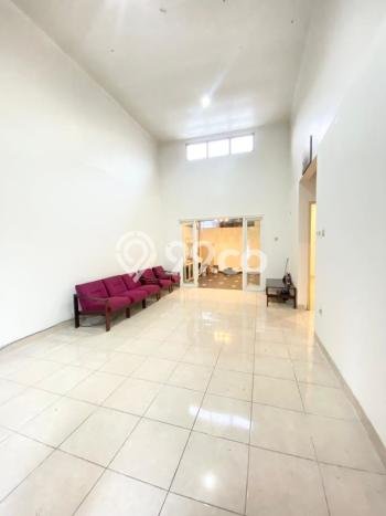 Rumah Luas Asri 2 KT Siap Pakai di Graha Raya Tangerang Rumah Luas Asri 2 KT Siap Pakai di Graha Raya Tangerang