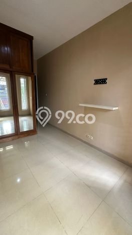 Rumah Modern 2 KT di Bintaro Tangerang Selatan Unfurnished Rumah Modern 2 KT di Bintaro Tangerang Selatan Unfurnished