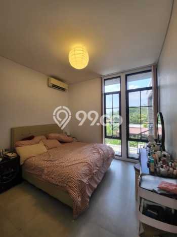 Rumah Luxury Modern Siap Huni di Bintaro Tangerang Selatan Rumah Luxury Modern Siap Huni di Bintaro Tangerang Selatan