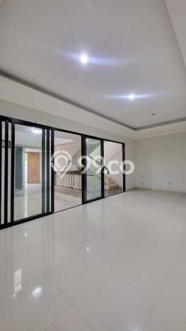 Jual Rumah Luas Megah Dengan View Eksklusif di Bintaro, Tangerang Selatan Jual Rumah Luas Megah Dengan View Eksklusif di Bintaro, Tangerang Selatan
