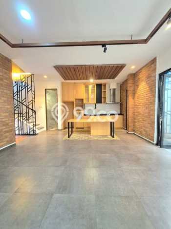 For Sale! Premium House LT 105m2 Desain Elegan di Bintaro For Sale! Premium House LT 105m2 Desain Elegan di Bintaro