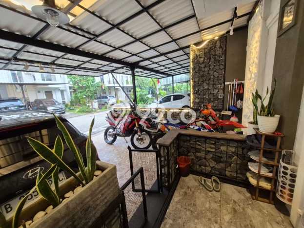 Rumah Modern 3 KT di BSD Residence One Tangerang Semi Furnished Rumah Modern 3 KT di BSD Residence One Tangerang Semi Furnished