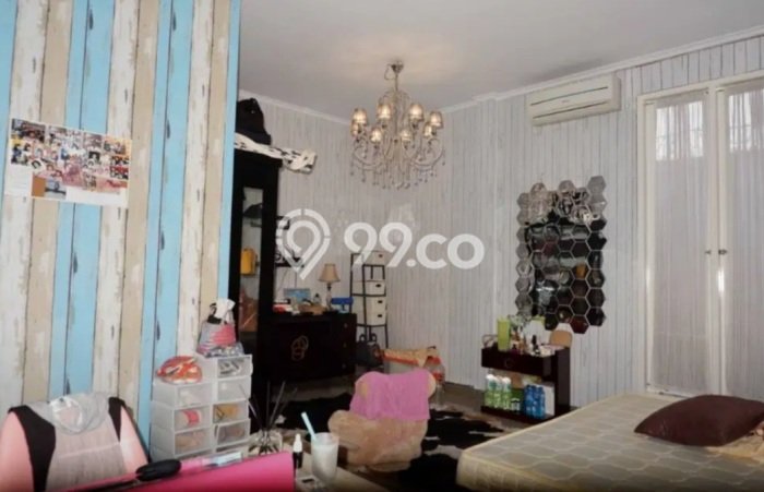 Rumah Mewah LB 450m2 Siap Pakai Desain Elegan di Bintaro, Tangerang Selatan Rumah Mewah LB 450m2 Siap Pakai Desain Elegan di Bintaro, Tangerang Selatan