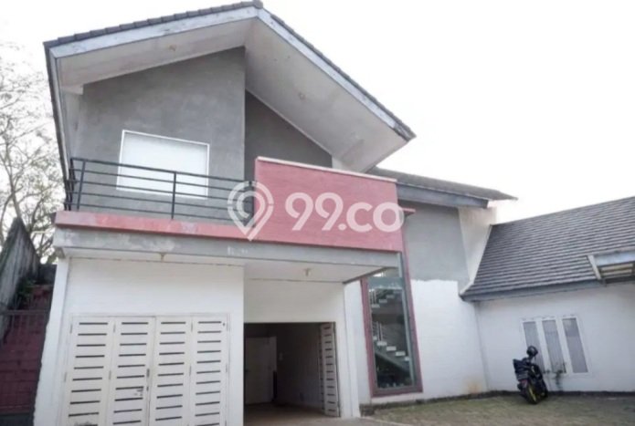 Rumah Mewah LB 450m2 Siap Pakai Desain Elegan di Bintaro, Tangerang Selatan Rumah Mewah LB 450m2 Siap Pakai Desain Elegan di Bintaro, Tangerang Selatan