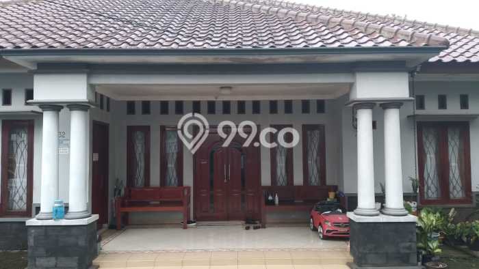 Jual Rumah Mewah Megah Dengan View Eksklusif di Pondok Cabe, Tangerang Jual Rumah Mewah Megah Dengan View Eksklusif di Pondok Cabe, Tangerang
