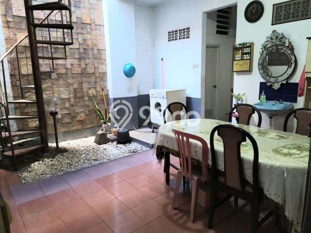 Jual Rumah Mewah Elegan Dengan View Eksklusif di Pondok Indah, Jakarta Selatan Jual Rumah Mewah Elegan Dengan View Eksklusif di Pondok Indah, Jakarta Selatan