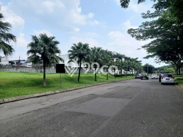 Dijual Tanah di Tangerang Selatan, Luas 2043m2 - Dijual Tanah di Tangerang Selatan, Luas 2043m2 -