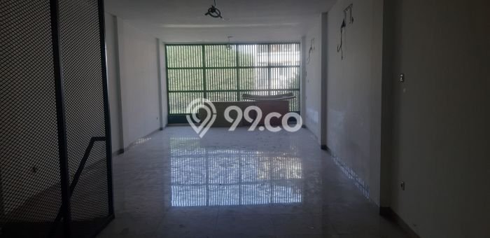 Untuk Dijual Ruko di Kebon Jeruk Jakarta Barat LT 128m2 / LB 240m2 Untuk Dijual Ruko di Kebon Jeruk Jakarta Barat LT 128m2 / LB 240m2
