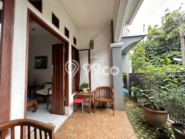 Rumah Strategis Minimalis Lb 120m2 di Ciputat, Tangerang Selatan Rumah Strategis Minimalis Lb 120m2 di Ciputat, Tangerang Selatan