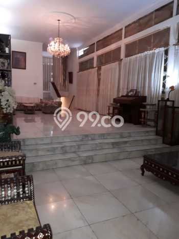 Siap Huni Rumah Mewah 7 Kamar di Kebayoran Baru Dekat ke Mana Saja Siap Huni Rumah Mewah 7 Kamar di Kebayoran Baru Dekat ke Mana Saja