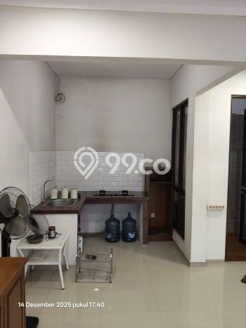 Rumah Luas Asri 2 KT Siap Pakai di Graha Raya Tangerang Rumah Luas Asri 2 KT Siap Pakai di Graha Raya Tangerang