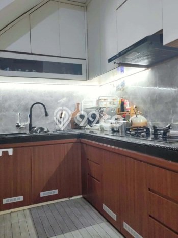 Hunian Elit LB 300m2 Siap Huni Desain Elegan di Bintaro, Tangerang Selatan Hunian Elit LB 300m2 Siap Huni Desain Elegan di Bintaro, Tangerang Selatan