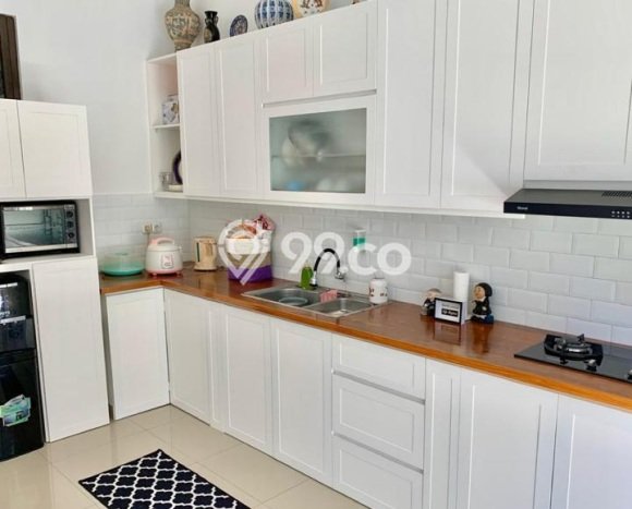 Dijual Rumah Luas Megah Dengan View Eksklusif di Bintaro, Tangerang Selatan Dijual Rumah Luas Megah Dengan View Eksklusif di Bintaro, Tangerang Selatan