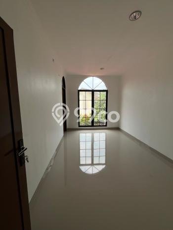 Rumah Elit Modern Siap Huni di Bintaro Tangerang Selatan Rumah Elit Modern Siap Huni di Bintaro Tangerang Selatan