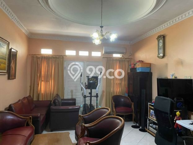 Rumah Mewah LB 275m2 Siap Huni Desain Elegan di Petukangan, Jakarta Selatan Rumah Mewah LB 275m2 Siap Huni Desain Elegan di Petukangan, Jakarta Selatan