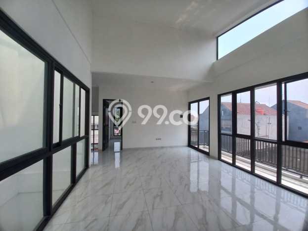 Hunian Elit LB 210m2 Siap Pakai Desain Elegan di Meruya, Jakarta Barat Hunian Elit LB 210m2 Siap Pakai Desain Elegan di Meruya, Jakarta Barat