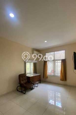 For Sale! Luxury House LT 200m2 Desain Modern di Petukangan For Sale! Luxury House LT 200m2 Desain Modern di Petukangan