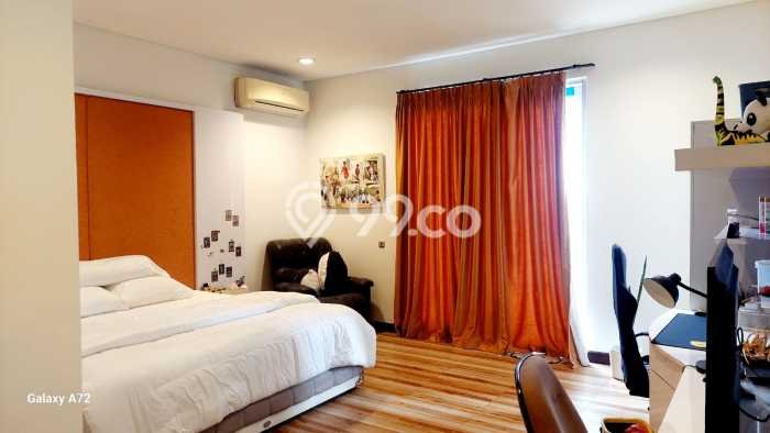 Ready to Use! Luxury House LT 465m2 Desain Modern di Meruya Ready to Use! Luxury House LT 465m2 Desain Modern di Meruya