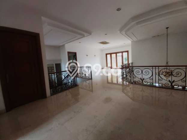 Ready to Use! Premium House LT 630m2 Desain Elegan di Pondok Indah Ready to Use! Premium House LT 630m2 Desain Elegan di Pondok Indah