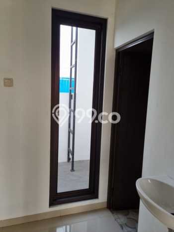 KESEMPATAN EMAS! Rumah area Ciledug, Tangerang, Luas 66m² Bangunan 100m² KESEMPATAN EMAS! Rumah area Ciledug, Tangerang, Luas 66m² Bangunan 100m²
