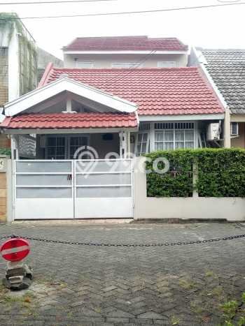 Rumah Asri di , Akses ke Jakarta Selatan, Jakarta Selatan - 3 KT Rumah Asri di , Akses ke Jakarta Selatan, Jakarta Selatan - 3 KT