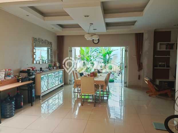 Rumah Elit Modern Siap Huni di Bintaro Tangerang Selatan Rumah Elit Modern Siap Huni di Bintaro Tangerang Selatan