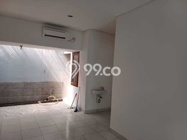 HOT DEAL! Rumah area Sektor 9-Bintaro, 2 KM, Area Strategis, LT 84m² LB 100m² HOT DEAL! Rumah area Sektor 9-Bintaro, 2 KM, Area Strategis, LT 84m² LB 100m²
