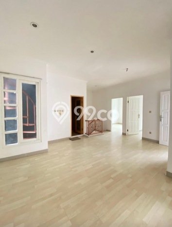 Rumah Lokasi Strategis area Ciputat, Tangerang Selatan, LT 93m² Bangunan 200m² Rumah Lokasi Strategis area Ciputat, Tangerang Selatan, LT 93m² Bangunan 200m²